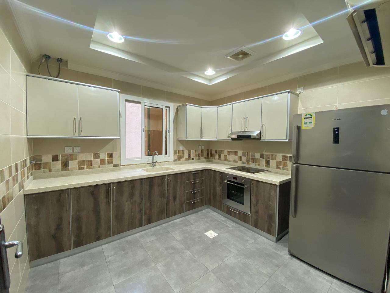 3 bedroom apartment in As Salamah, Jeddah 6