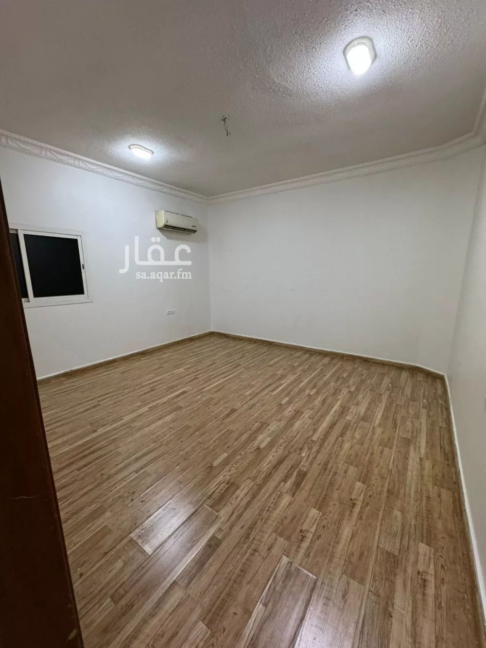 3 bedroom floor in Al Yasmin 6