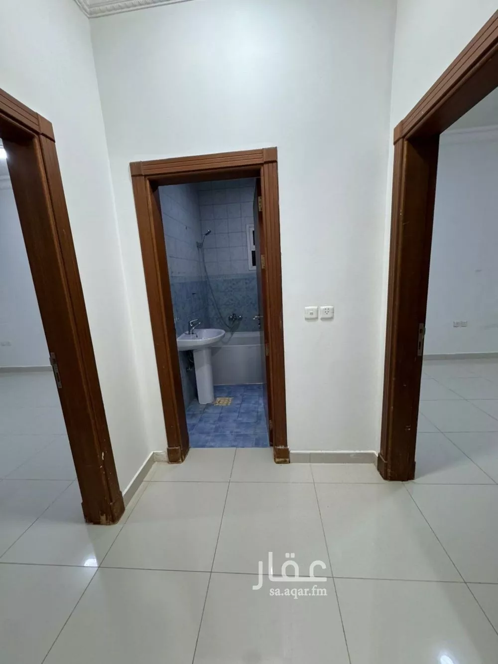 3 bedroom floor in Al Yasmin 8