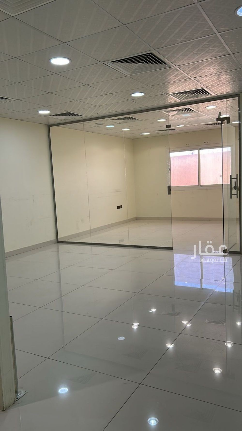 3 bedroom office in Al Yarmouk, Riyadh 8