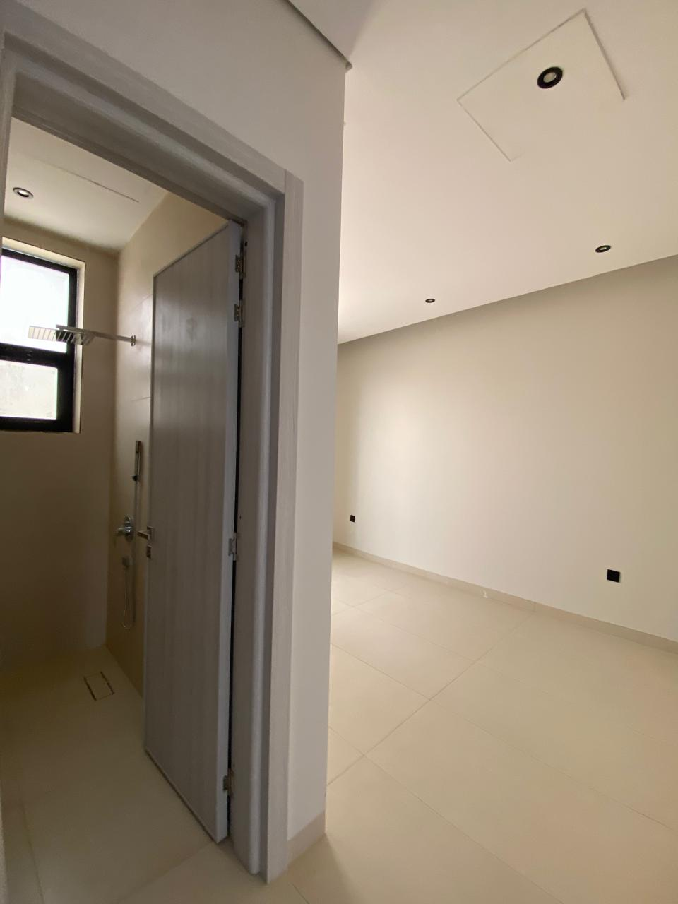 4 bedroom apartment in Al Yarmouk, Riyadh 15