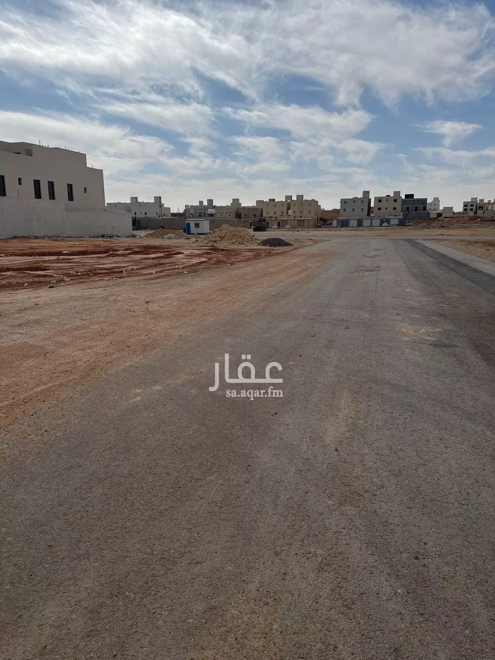942 sqm land in Ash Sharq 4
