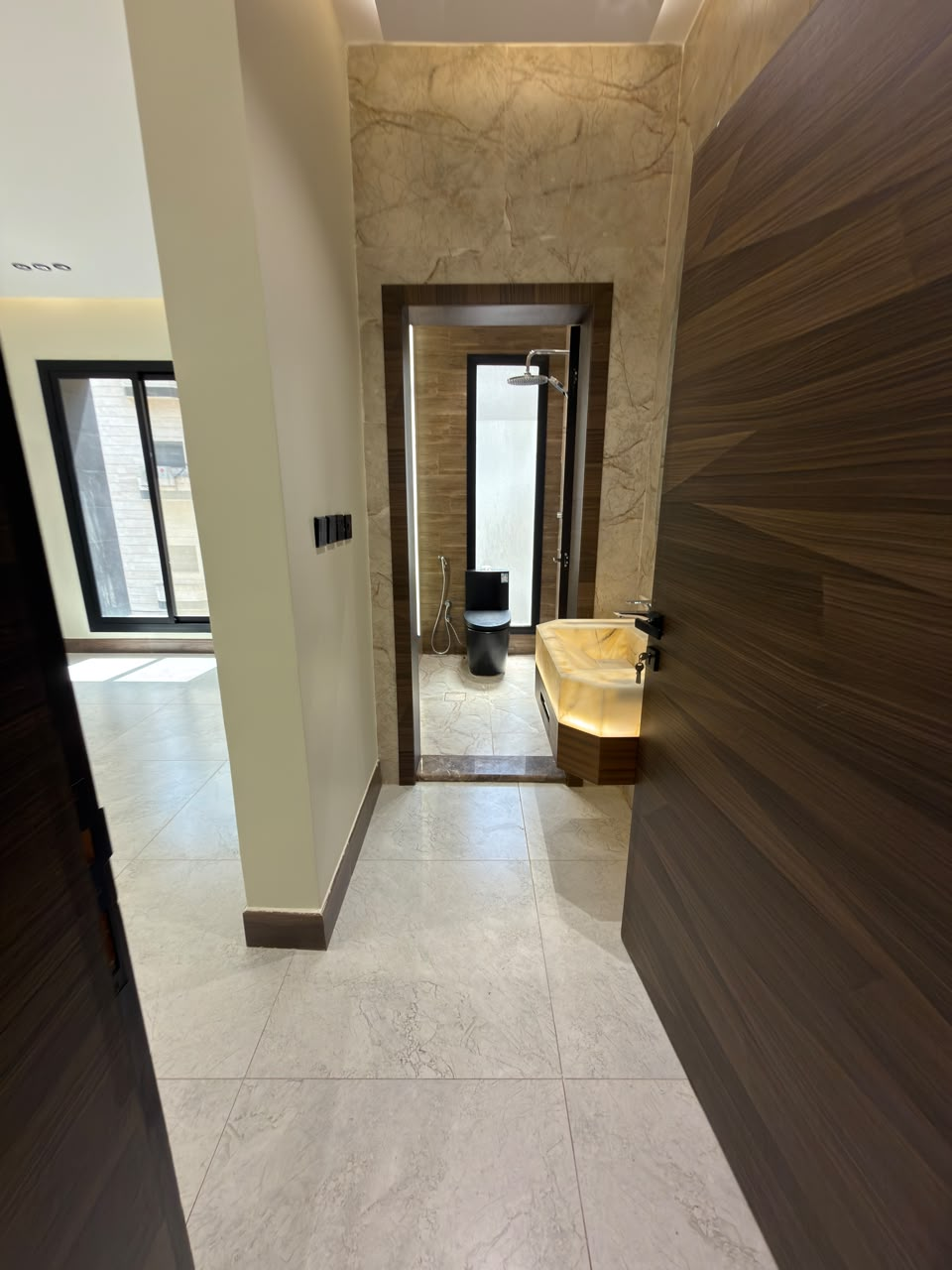 3 bedroom apartment in Al Rawdah, Jeddah 6