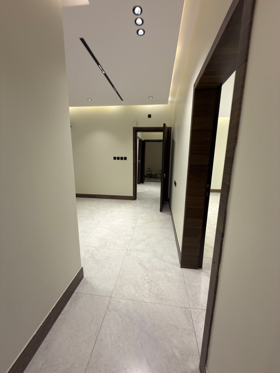 3 bedroom apartment in Al Rawdah, Jeddah 7