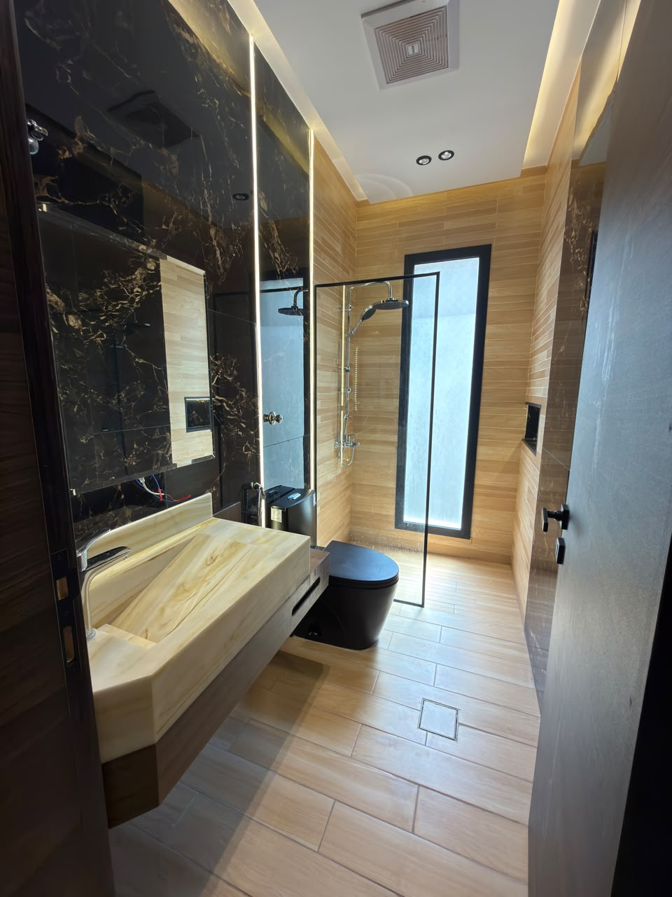 3 bedroom apartment in Al Rawdah, Jeddah 8