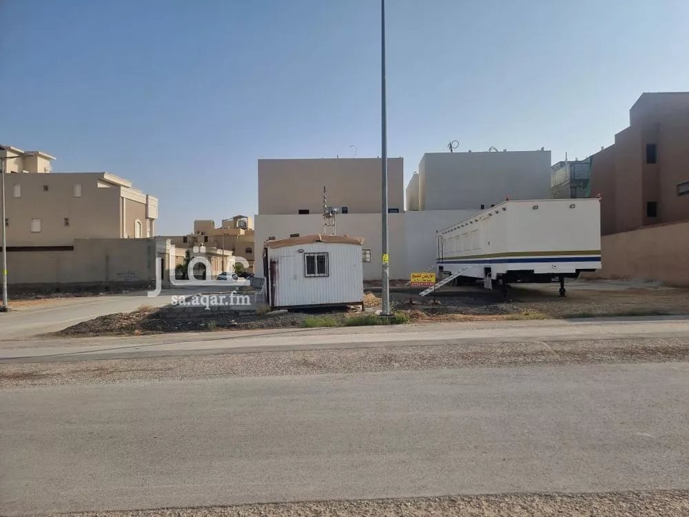 450 sqm land in Dhahrat Laban 2
