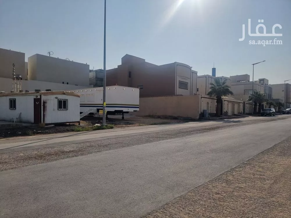 450 sqm land in Dhahrat Laban 3