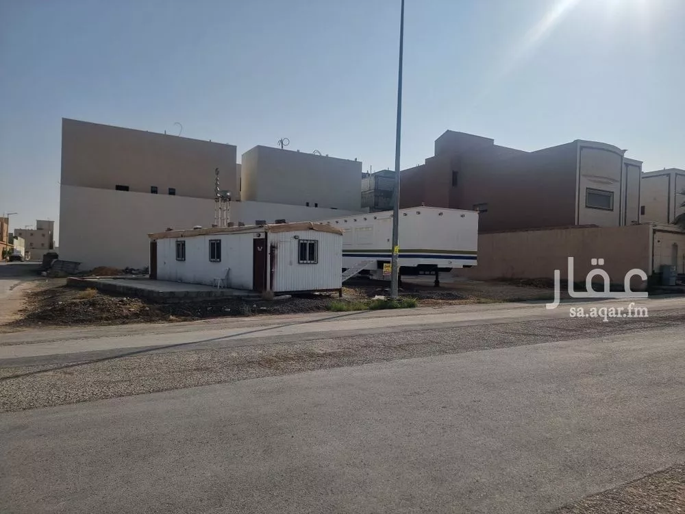 450 sqm land in Dhahrat Laban 5