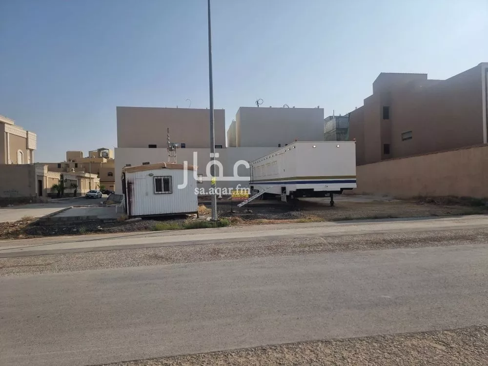 450 sqm land in Dhahrat Laban 8