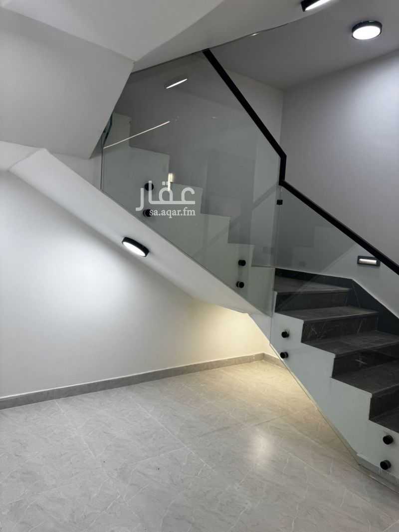 3 bedroom apartment in Al Janadriyah, Riyadh 4