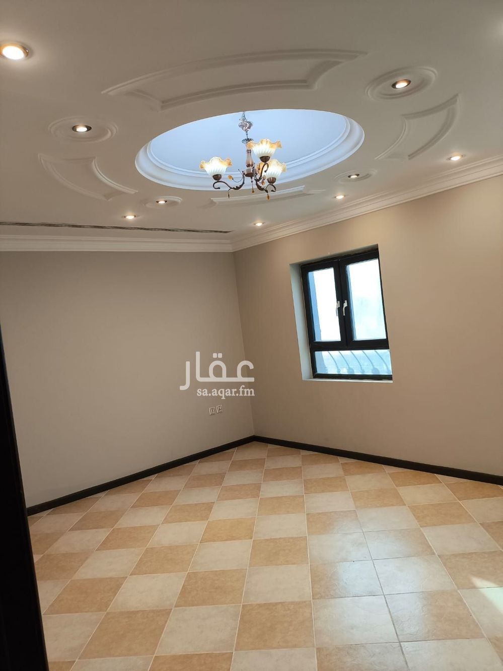5 bedroom villa in Al Nuzhah, Eastern Province 2