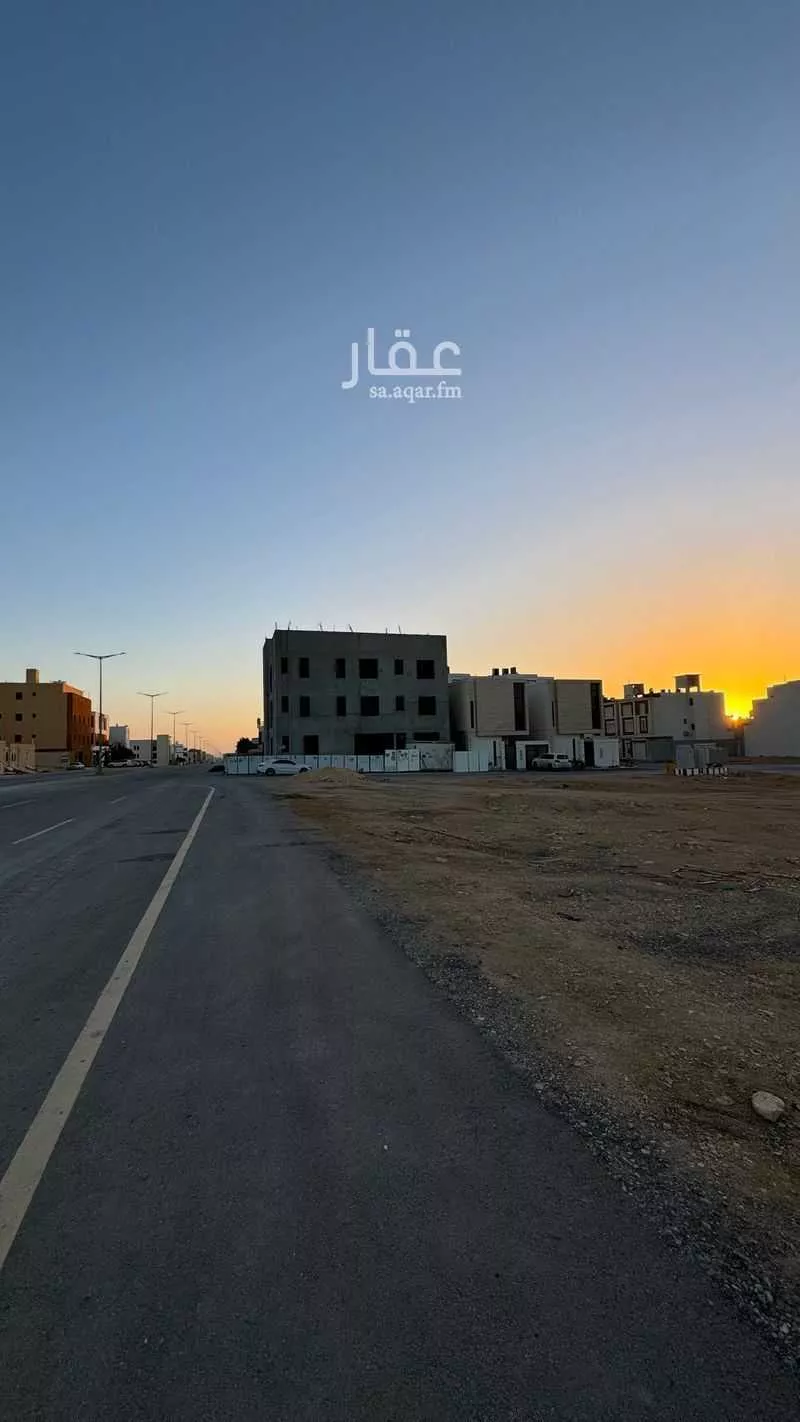 900 sqm land in Al Mahdiyyah 6