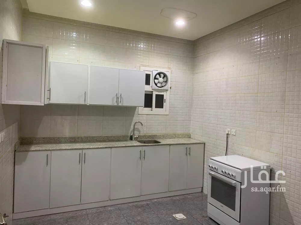1 bedroom apartment in Dhahrat Laban 5