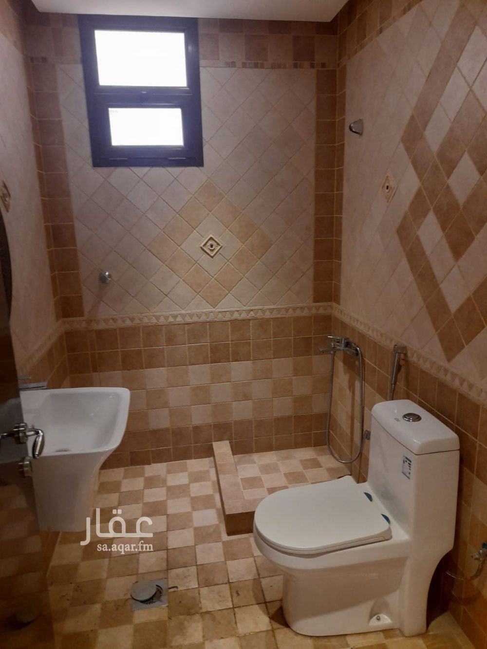 4 bedroom villa in Hittin, Riyadh 14