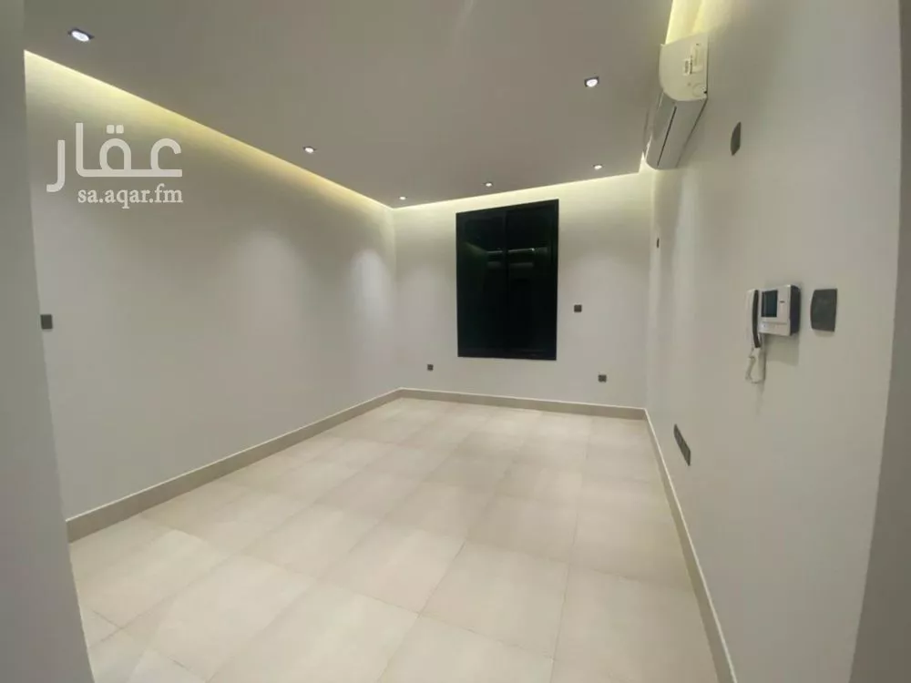 3 bedroom apartment in Al Yasmin 5