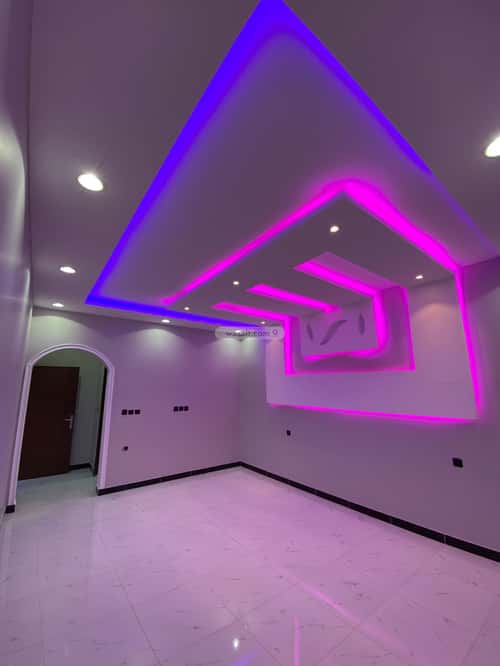 5 bedroom apartment in Umm Al Silm 2