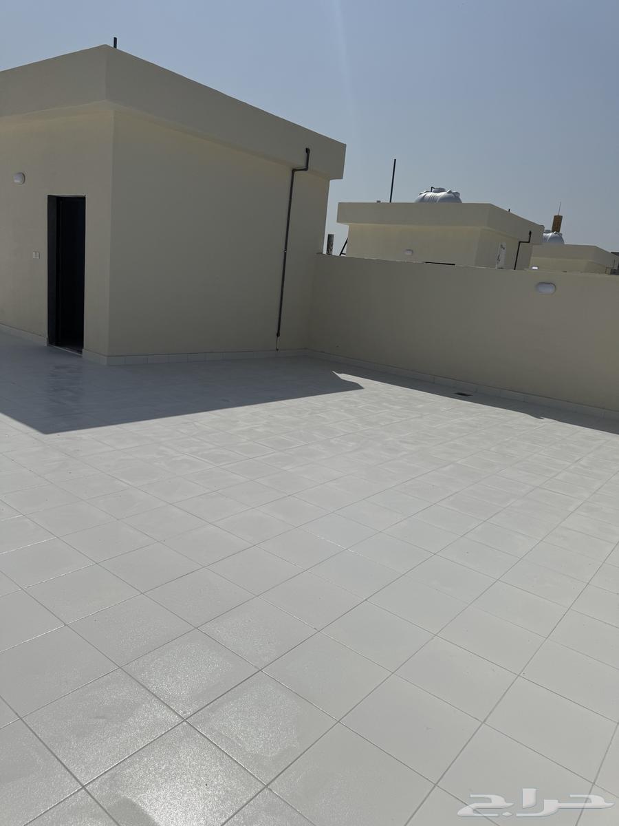 5 bedroom villa in Al Quraynah, Jeddah 18