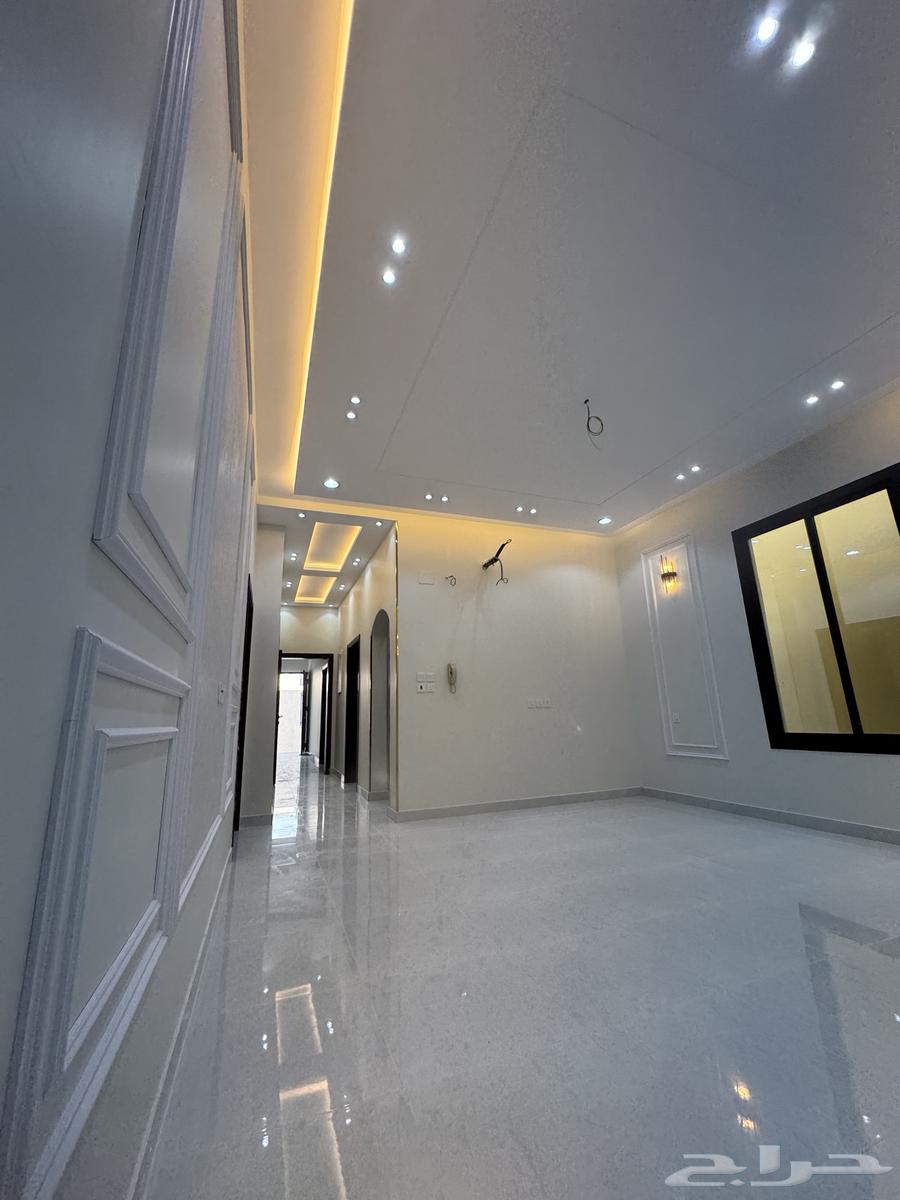 5 bedroom villa in Al Quraynah, Jeddah 10
