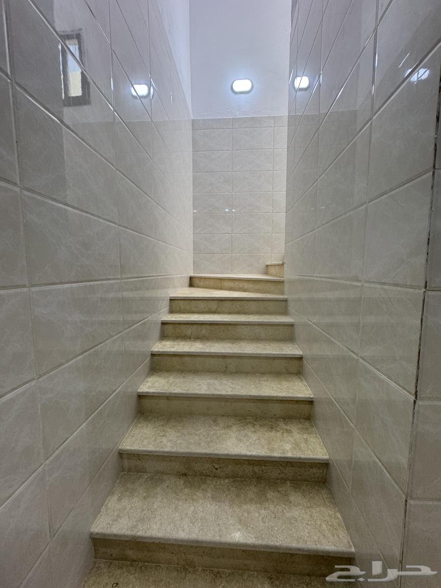 5 bedroom villa in Al Quraynah, Jeddah 14