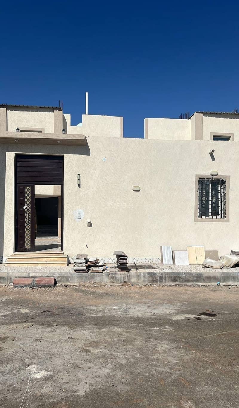 4 bedroom apartment in Industrial City, Madinah 4