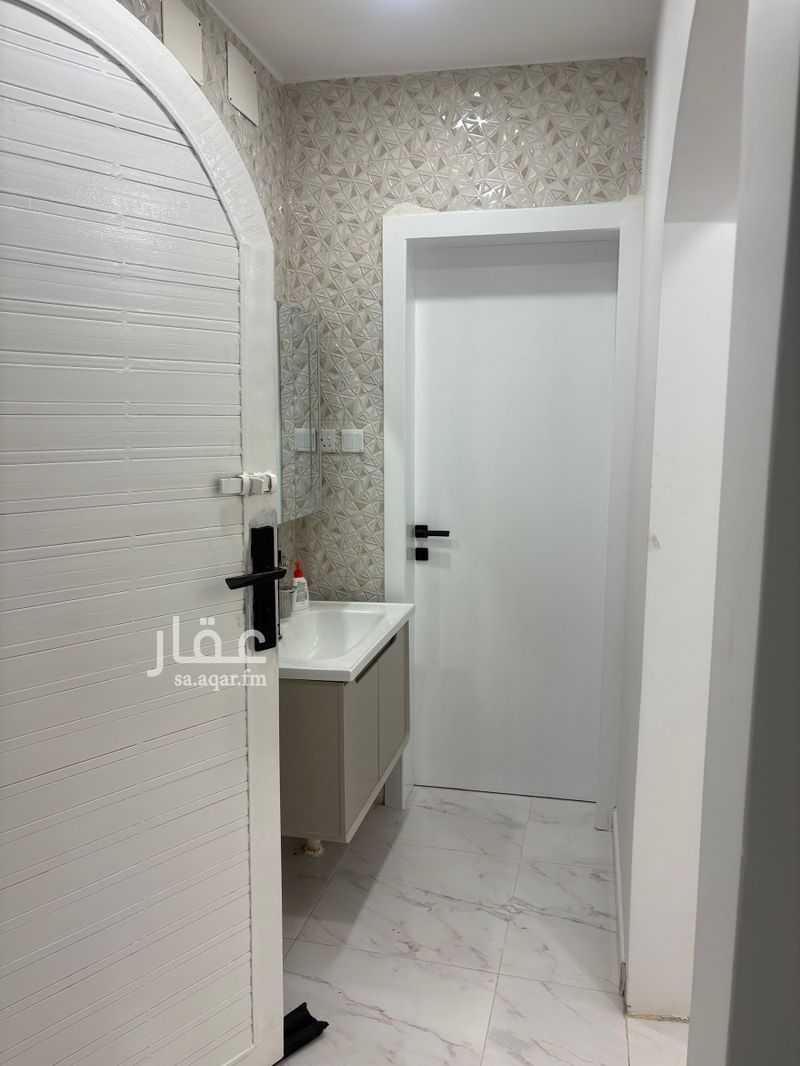 4 bedroom apartment in Al Rabie, Khamis Mushait 7