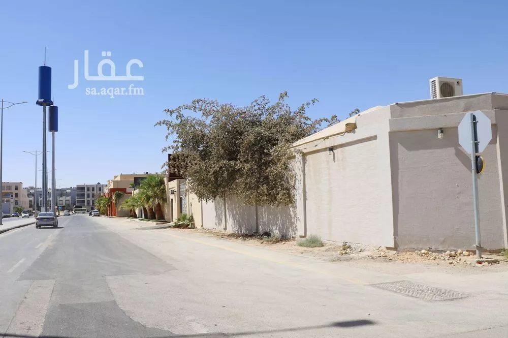 737 sqm land in Al Qairawan 2