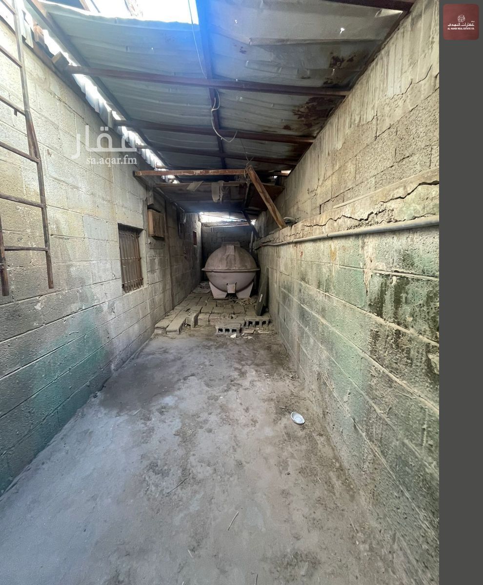 warehouse in Ibn Sina, Eastern Province 3