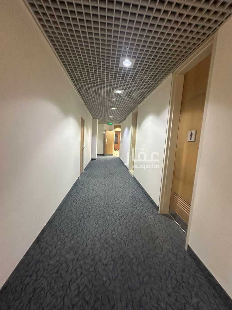 10 bedroom office in Al Wizarat, Riyadh 9