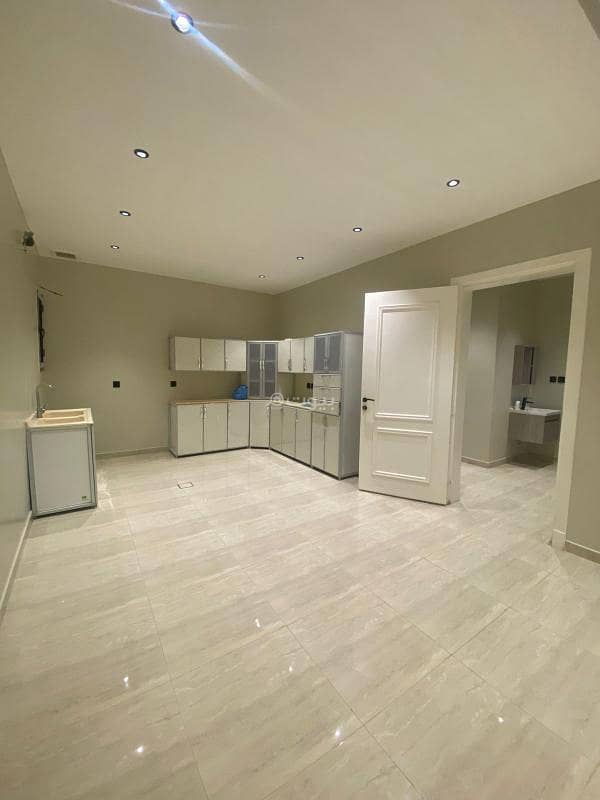 3 bedroom apartment in Al Hamra, Eastern Province 4