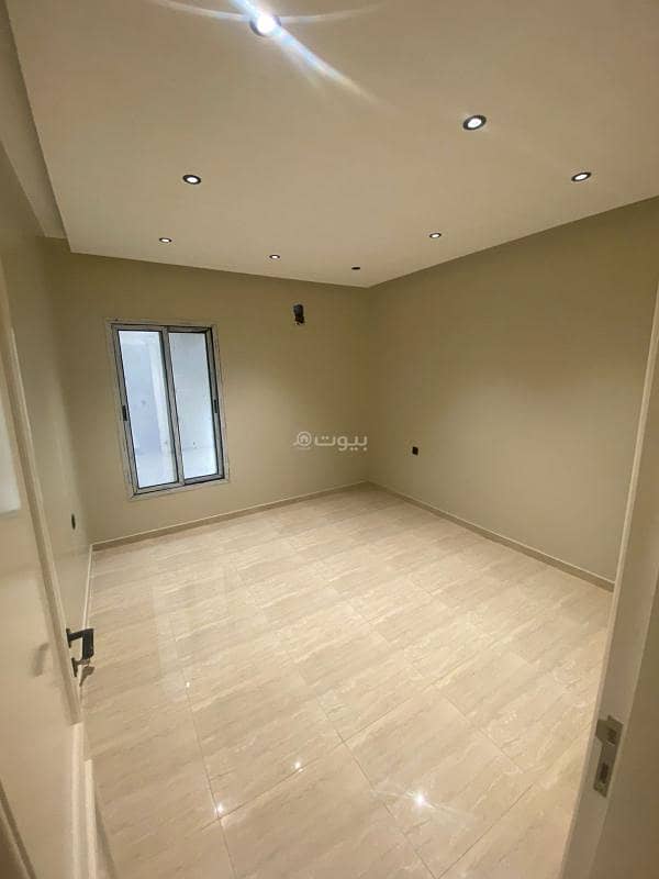 3 bedroom apartment in Al Hamra, Eastern Province 9