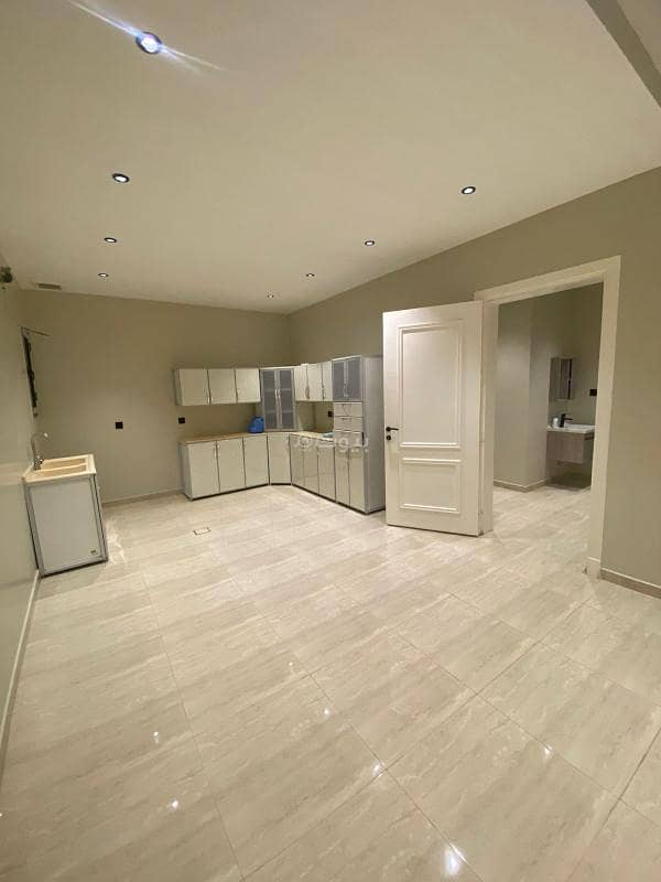 3 bedroom apartment in Al Hamra, Eastern Province 13