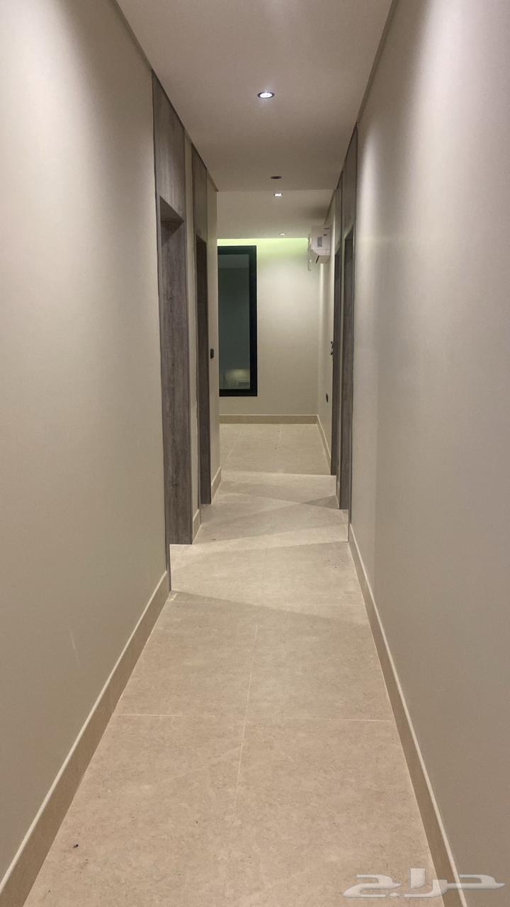 5 bedroom apartment in Al Hamra 13