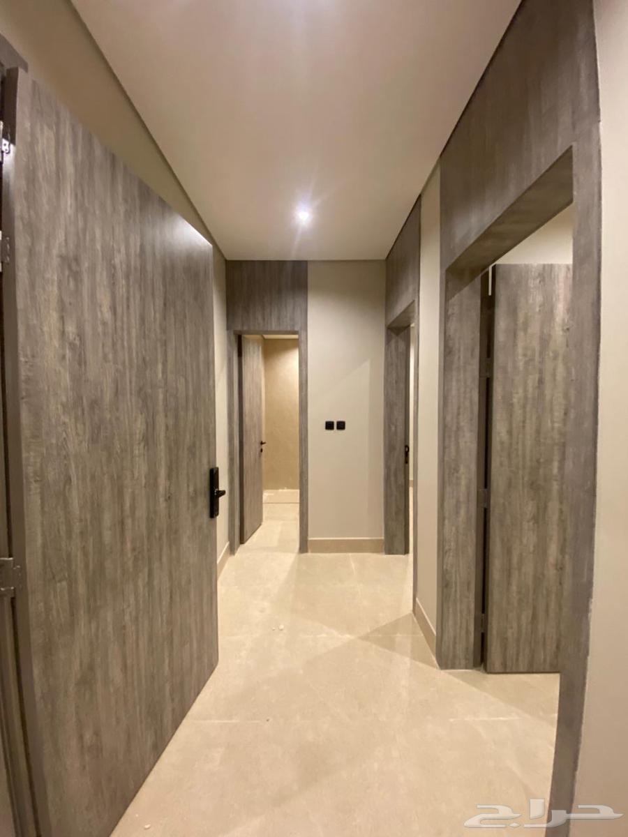 5 bedroom apartment in Al Hamra 9