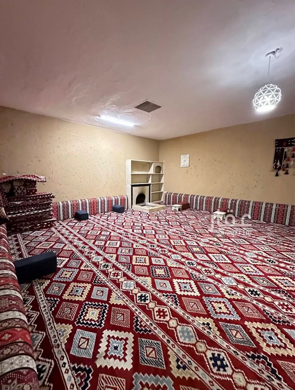 أرض 2473 م² في الرمال 6