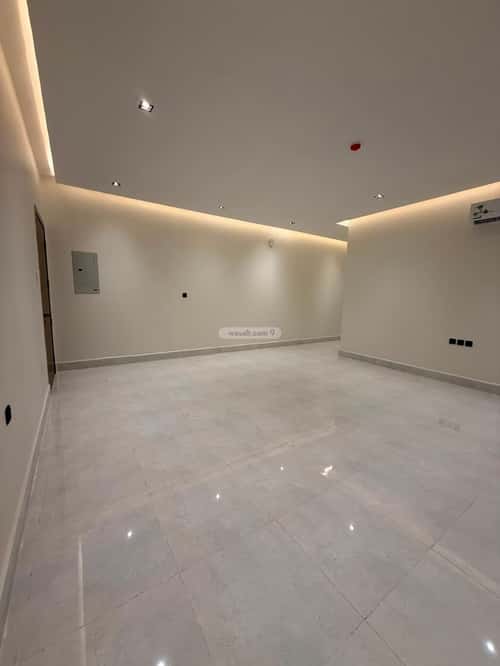 5 bedroom apartment in Al Hamra, Eastern Province 7