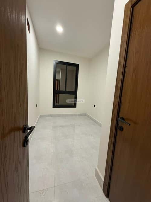 5 bedroom apartment in Al Hamra, Eastern Province 13