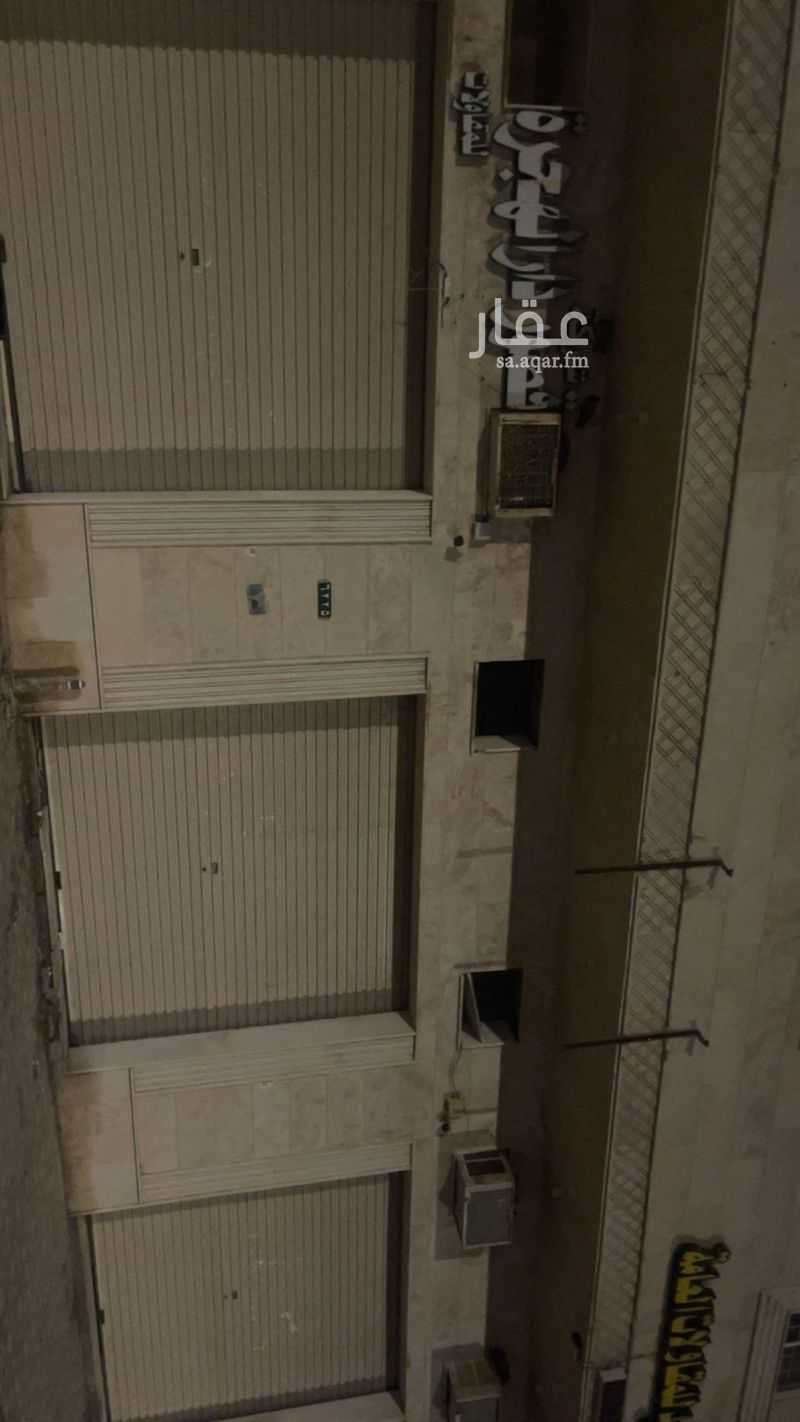shop in Al Ranuna, Madinah 2