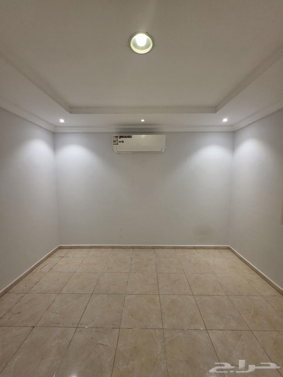 2 bedroom apartment in Al Yaqout, Jeddah 9