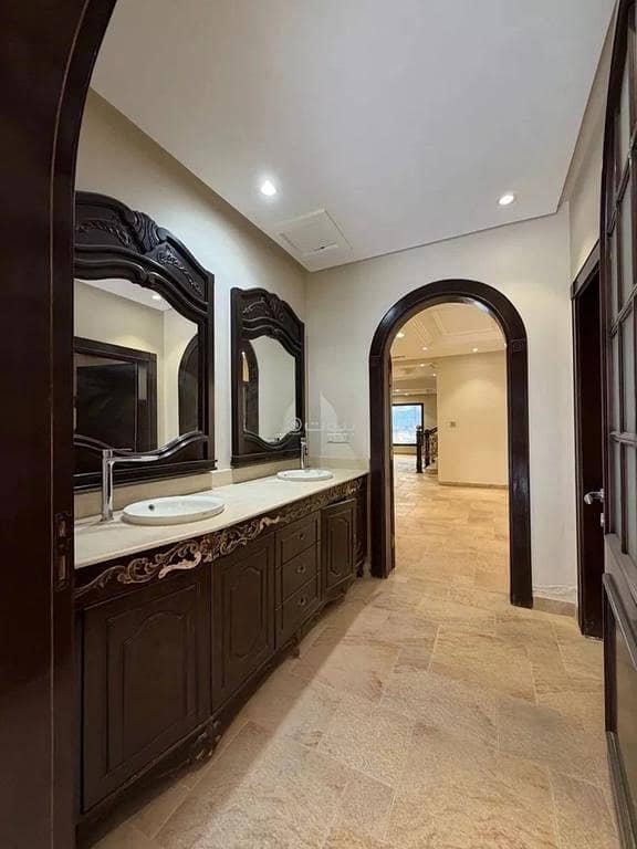 4 bedroom villa in Hittin, Riyadh 4