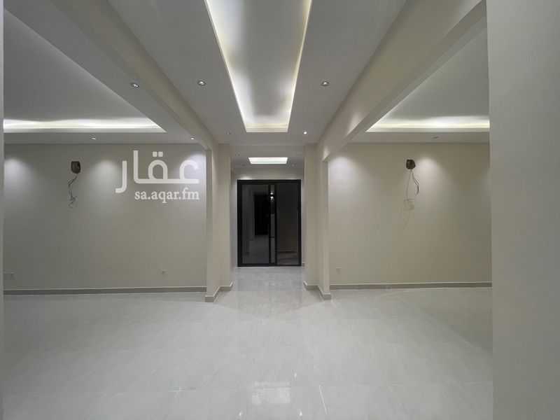 4 bedroom villa in Al Janadriyah, Riyadh 10