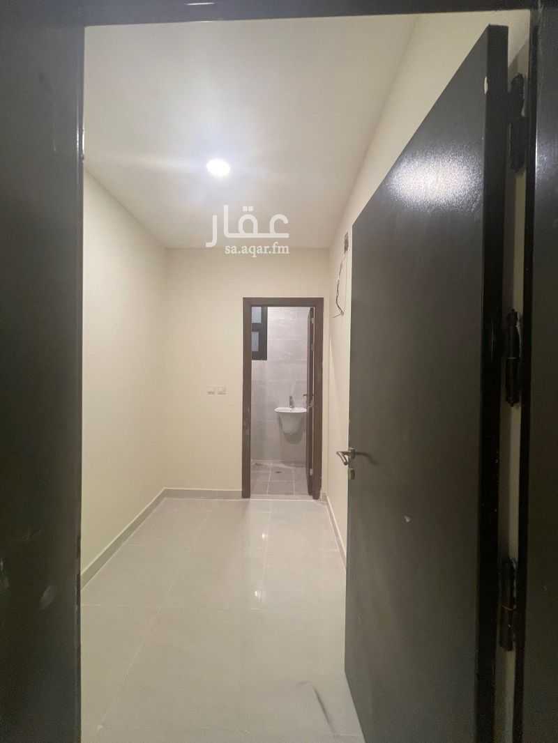 4 bedroom villa in Al Janadriyah, Riyadh 16