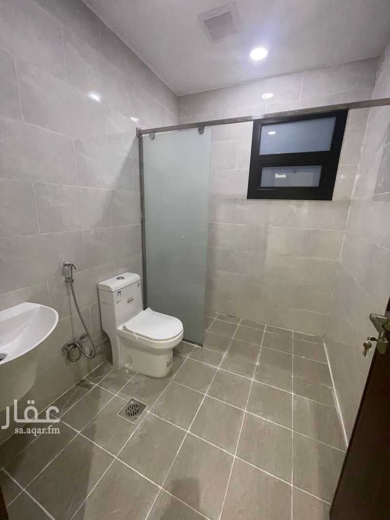 4 bedroom villa in Al Janadriyah, Riyadh 27