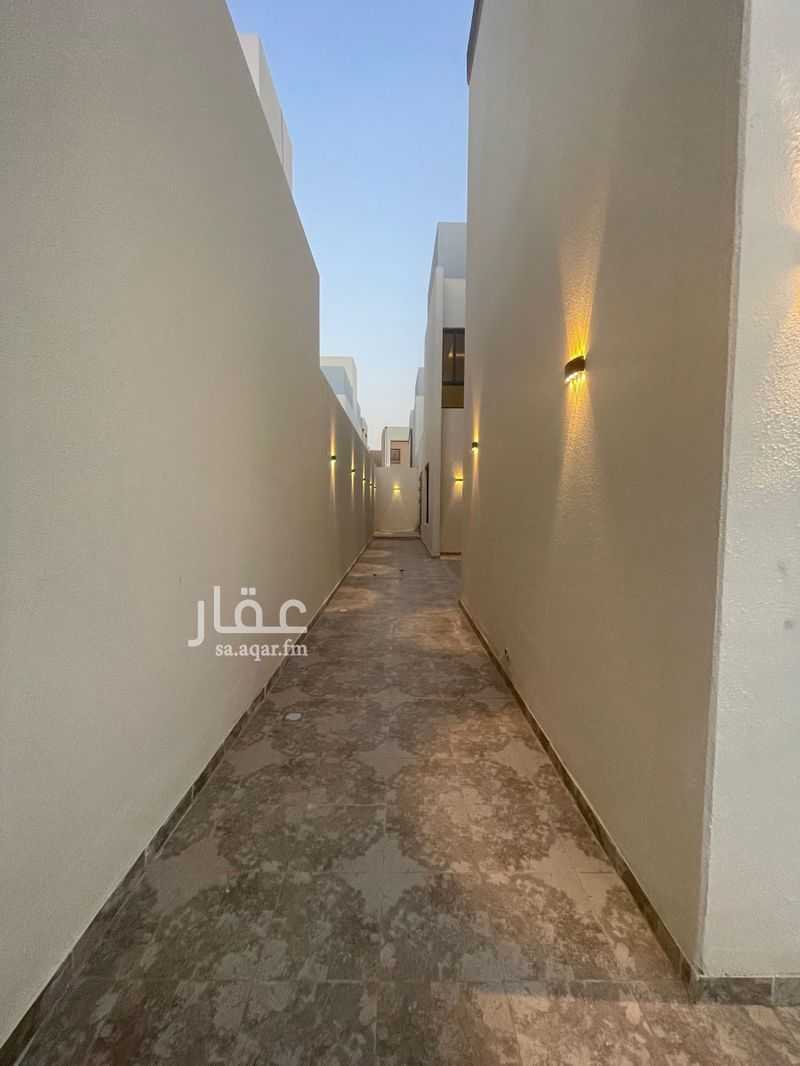 4 bedroom villa in Al Janadriyah, Riyadh 6