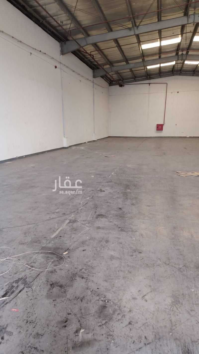 1 bedroom warehouse in Al Masani, Riyadh 6