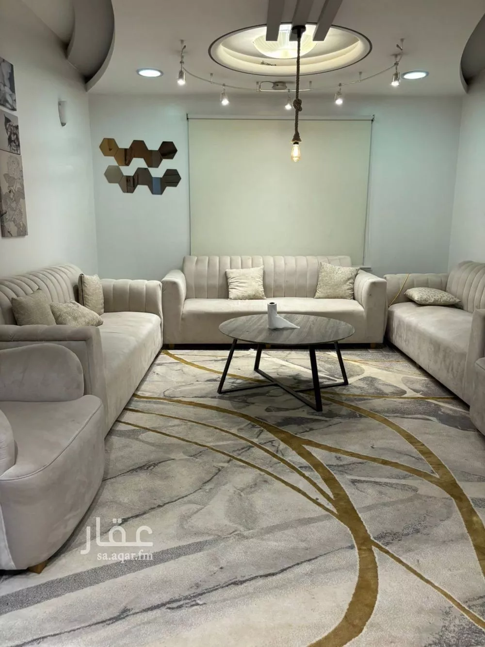 3 bedroom floor in Al Aqiq 2