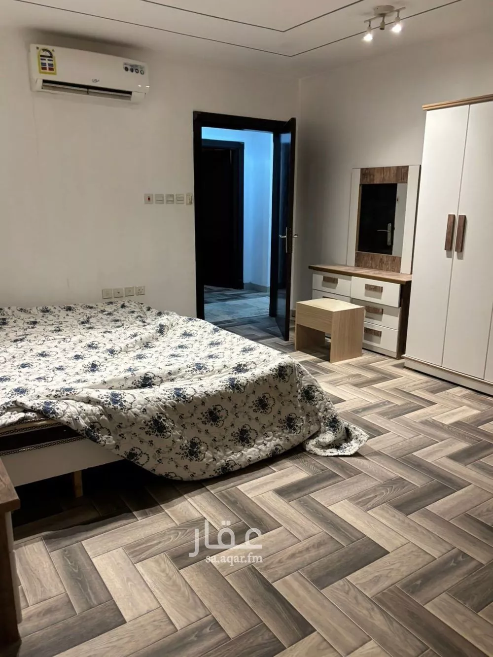 3 bedroom floor in Al Aqiq 11
