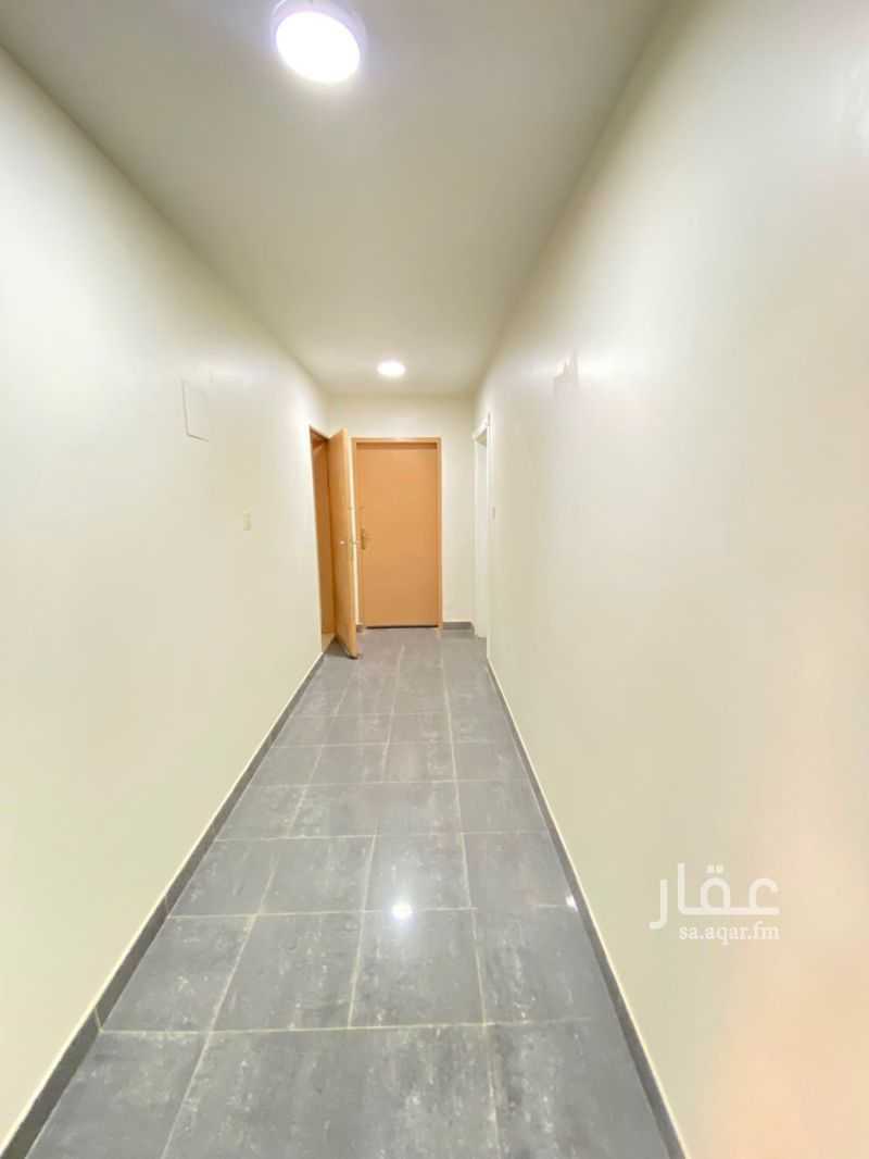 4 bedroom apartment in Shubra, Riyadh 8