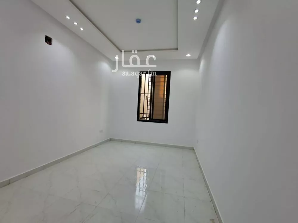 3 bedroom apartment in Al Rimal 5