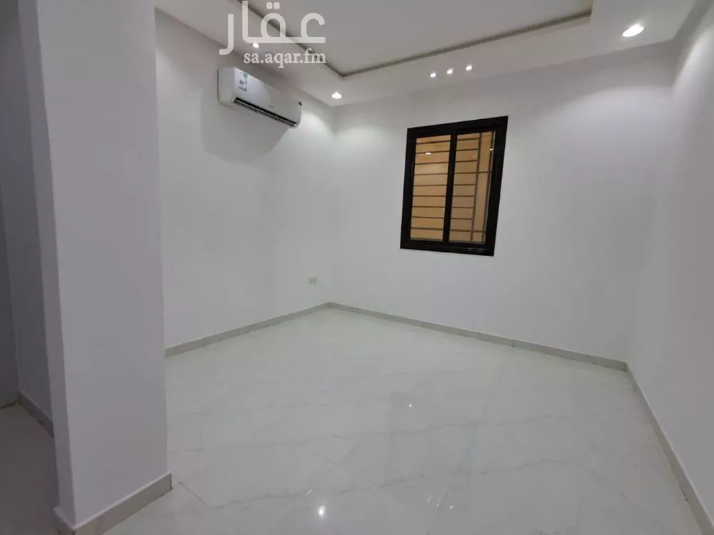 3 bedroom apartment in Al Rimal 6