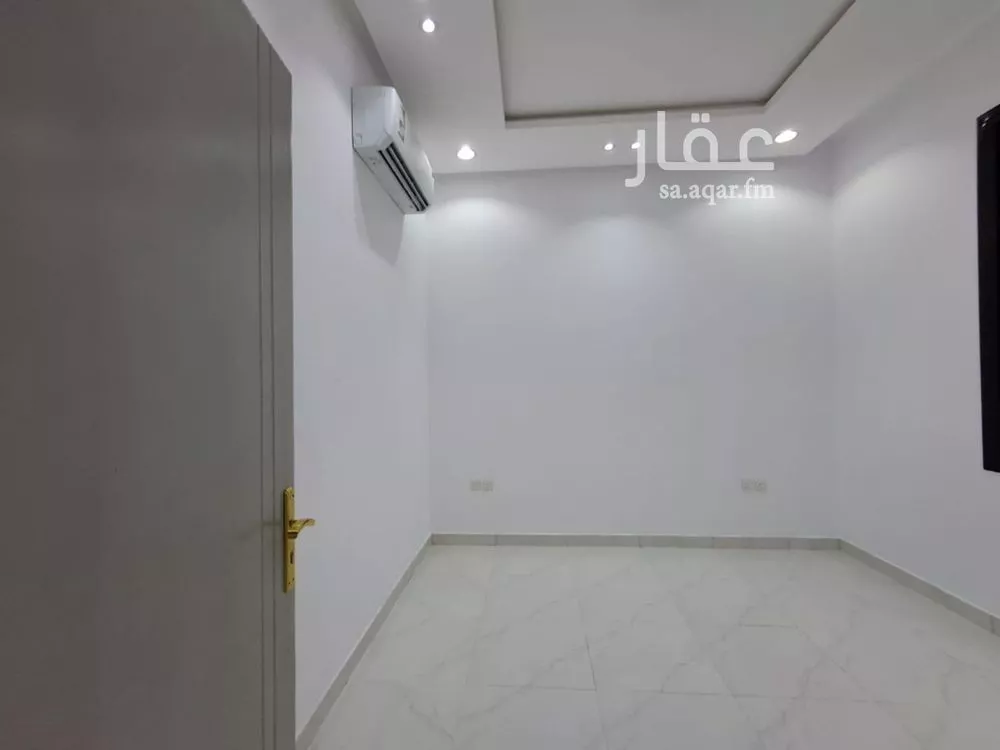 3 bedroom apartment in Al Rimal 10